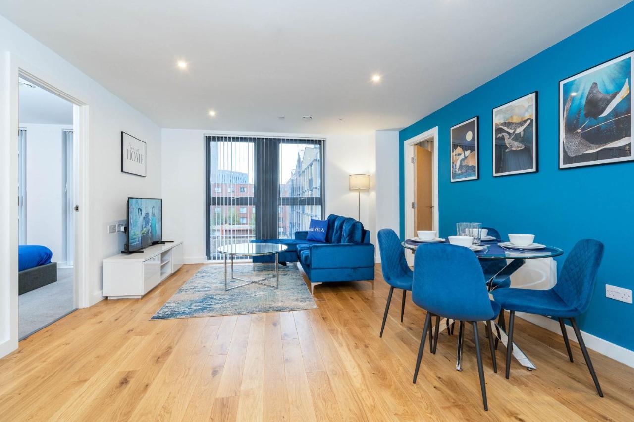 Maevela Apartments - Luxury Broad St Apartment - 2 Bed, 2 Bath - City Centre/Cube/Mailbox - With Underground Parking ✓- L Shape Sofa, Large 50 Inch Smart Tv With Free Netflix & Wifi Birmingham Zewnętrze zdjęcie